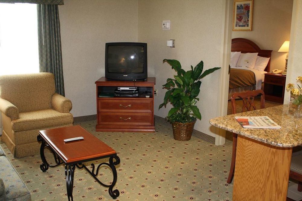 Homewood Suites Columbus - Airport Room photo
